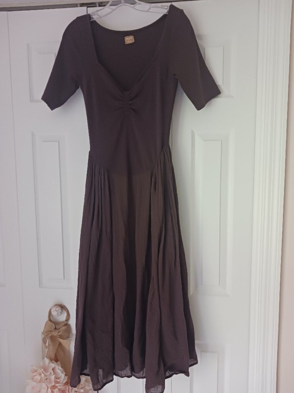 WE THE FREE - Beautiful Midi Dress in Brown